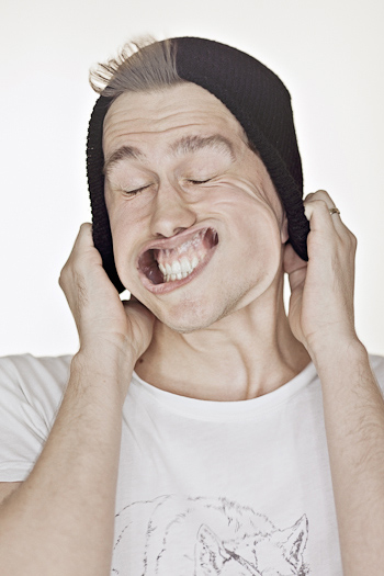 Tadao-cern-hilarious-facial-expression-11.jpg