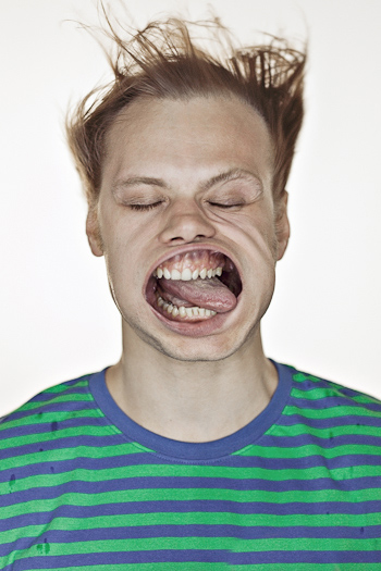 Tadao-cern-hilarious-facial-expression-8.jpg