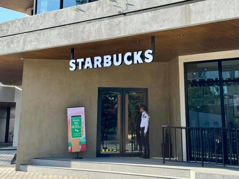 starbucks_tagum_city_soft_opening.jpg